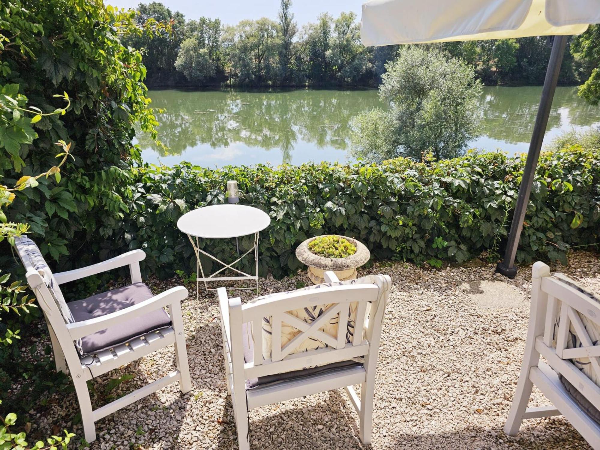 Jan'S Place In Burgundy Ecuelles  Luaran gambar